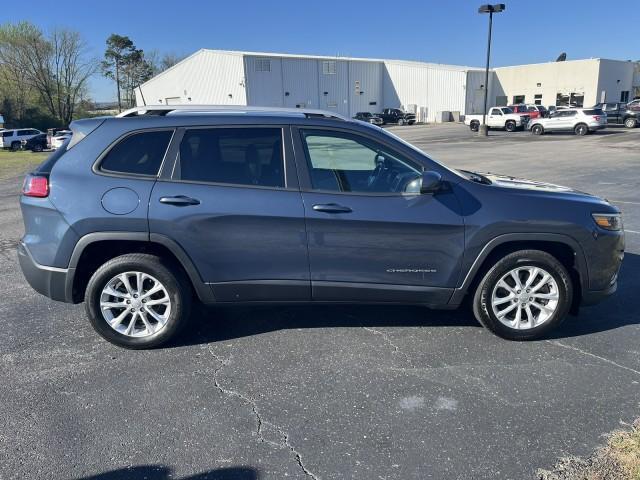used 2020 Jeep Cherokee car, priced at $15,905