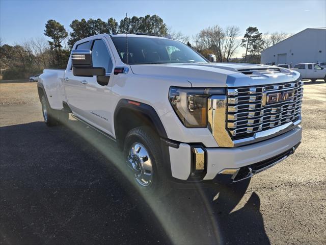 new 2025 GMC Sierra 3500 car, priced at $87,390