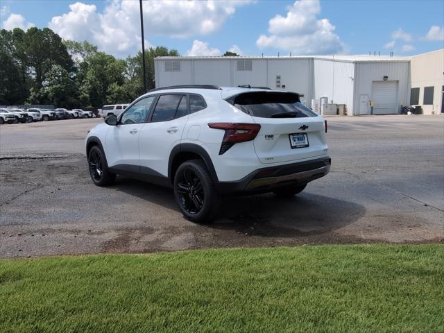 new 2025 Chevrolet Trax car, priced at $26,730
