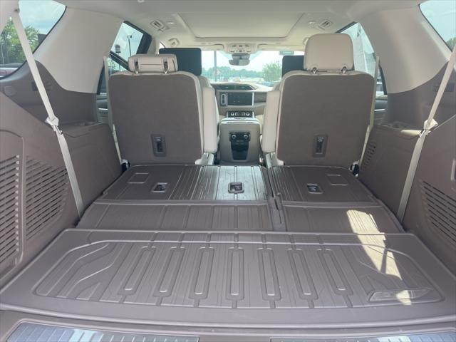 used 2024 GMC Yukon car, priced at $76,618