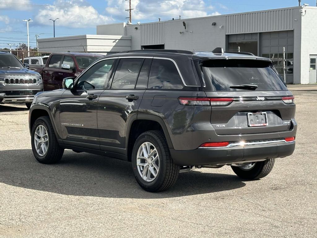 new 2025 Jeep Grand Cherokee car, priced at $43,406