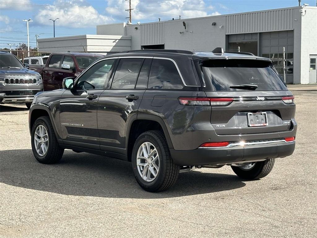 new 2025 Jeep Grand Cherokee car, priced at $43,406