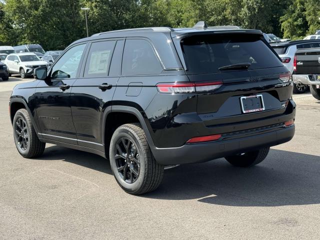 new 2024 Jeep Grand Cherokee car, priced at $46,364