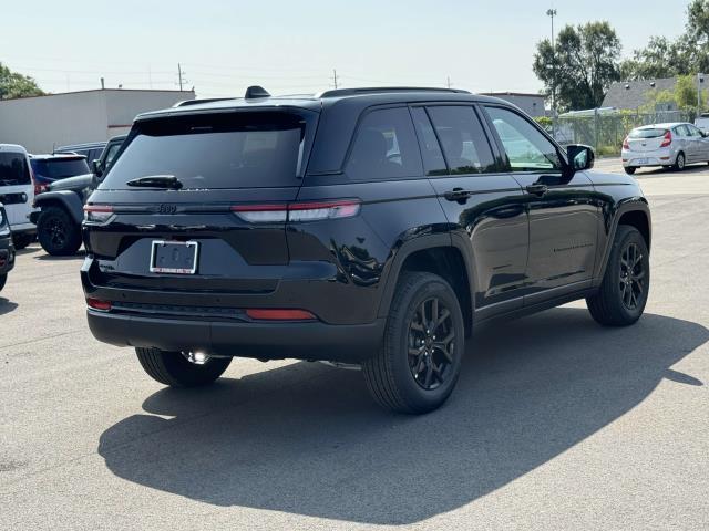 new 2024 Jeep Grand Cherokee car, priced at $46,364