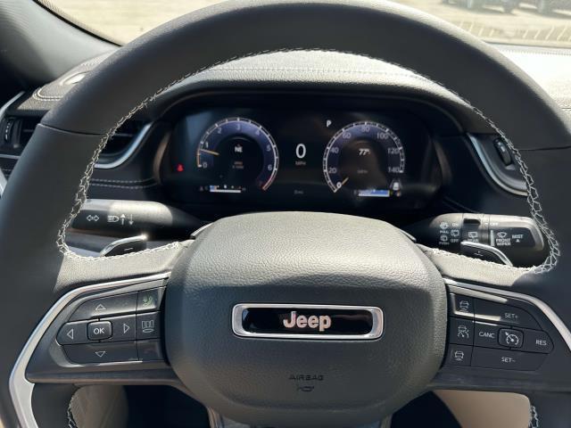 new 2025 Jeep Grand Cherokee car, priced at $52,966