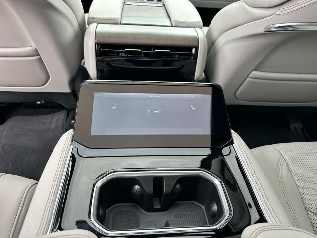 new 2025 Jeep Grand Wagoneer car, priced at $84,327