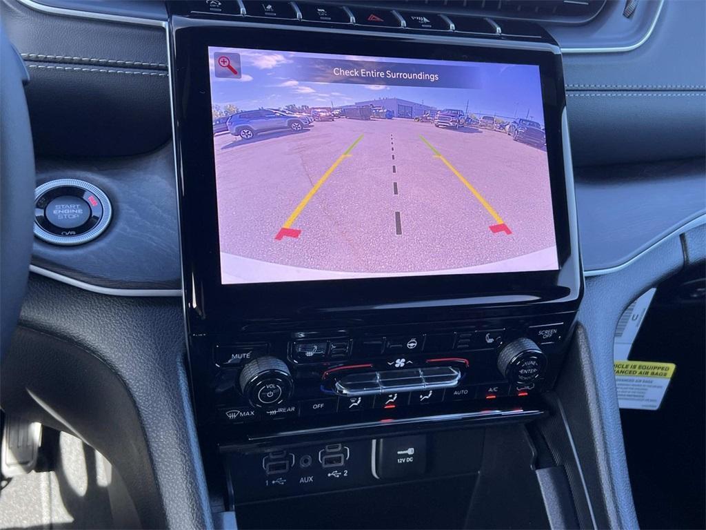 new 2025 Jeep Grand Cherokee car, priced at $46,331