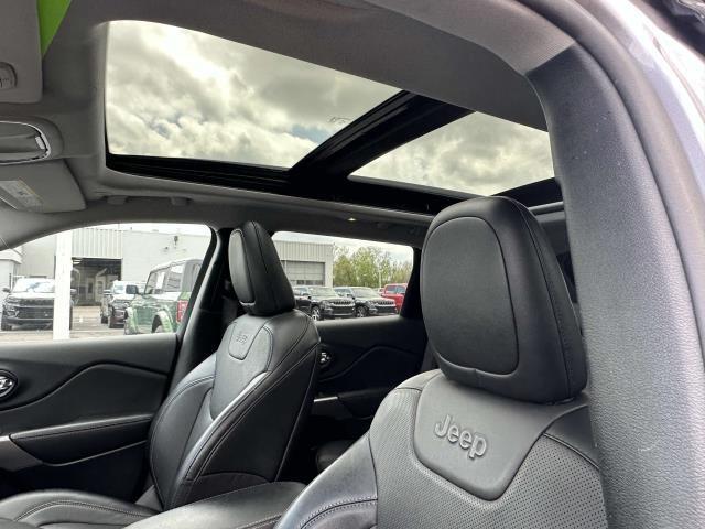 used 2022 Jeep Cherokee car, priced at $26,995