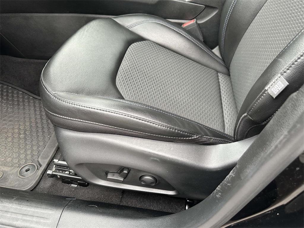 used 2022 Jeep Compass car, priced at $20,995