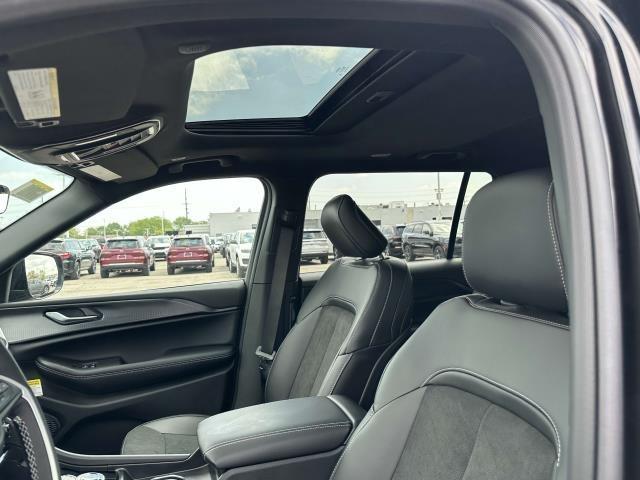 new 2025 Jeep Grand Cherokee L car, priced at $49,023