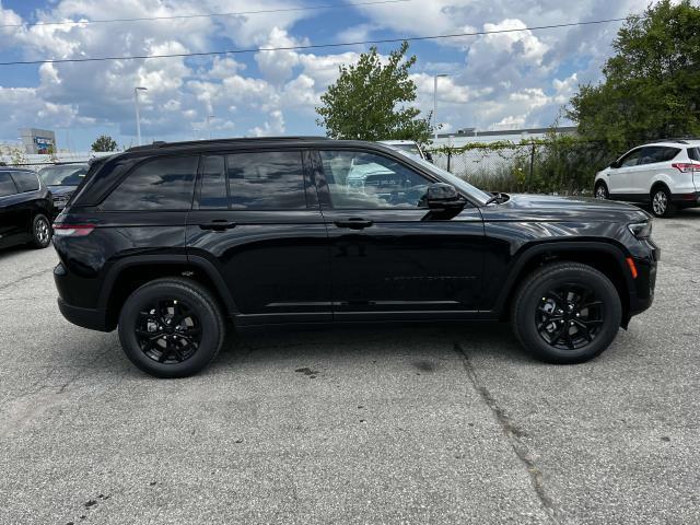 new 2024 Jeep Grand Cherokee car, priced at $46,364