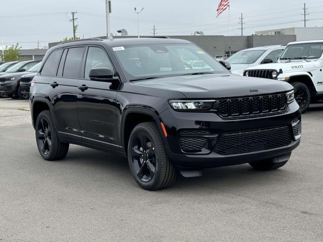 new 2025 Jeep Grand Cherokee car, priced at $46,864