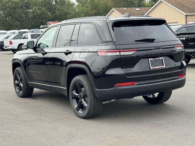 new 2025 Jeep Grand Cherokee car, priced at $46,864