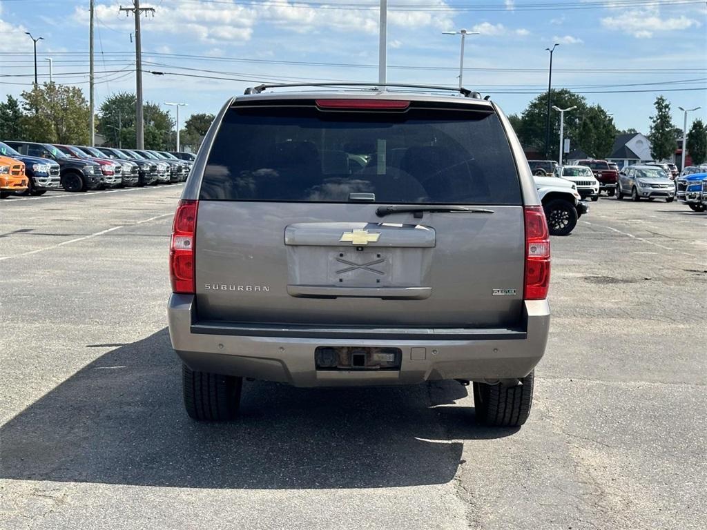 used 2011 Chevrolet Suburban car, priced at $8,995