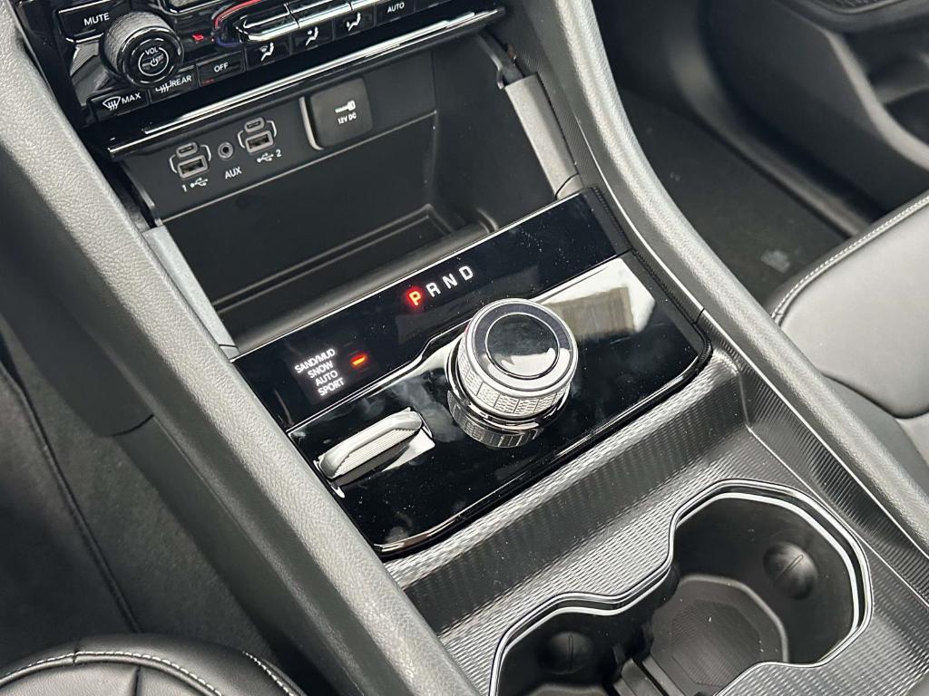 new 2025 Jeep Grand Cherokee car, priced at $52,645