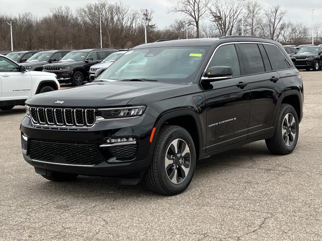 new 2025 Jeep Grand Cherokee 4xe car, priced at $62,152