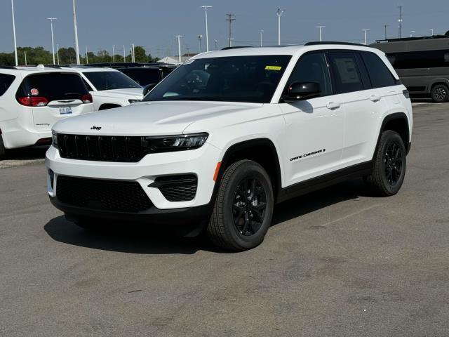 new 2024 Jeep Grand Cherokee car, priced at $44,328