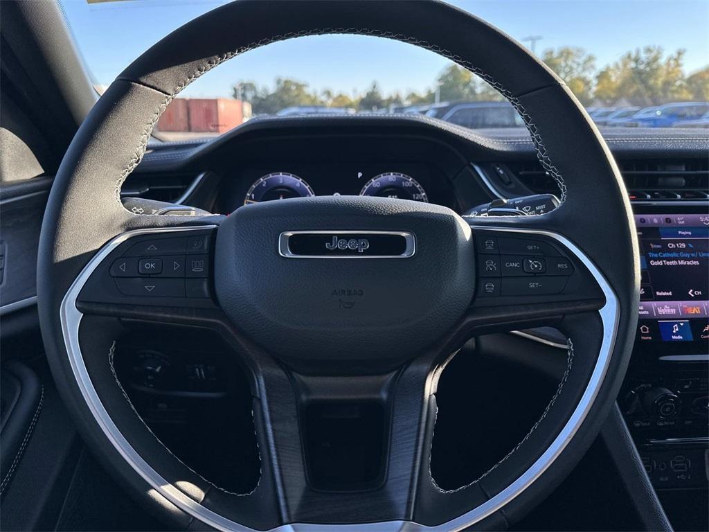 new 2025 Jeep Grand Cherokee car, priced at $46,331