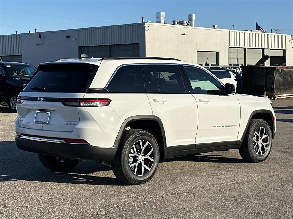 new 2025 Jeep Grand Cherokee car, priced at $46,331