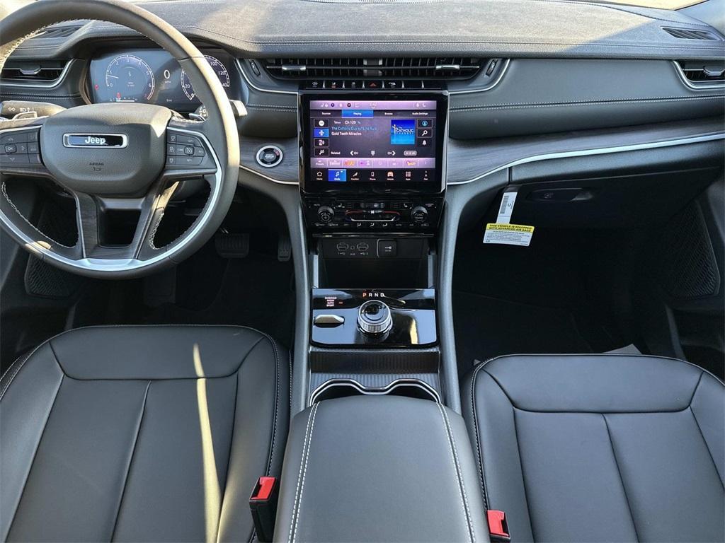 new 2025 Jeep Grand Cherokee car, priced at $46,331