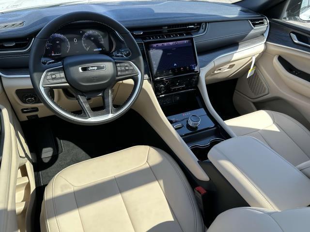 new 2025 Jeep Grand Cherokee L car, priced at $54,480
