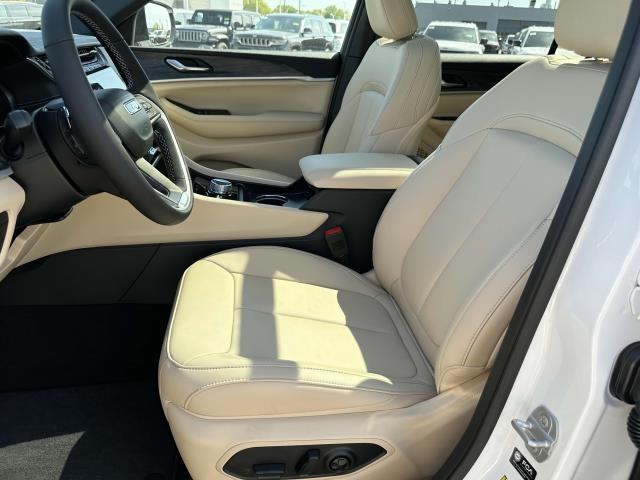 new 2025 Jeep Grand Cherokee L car, priced at $54,480