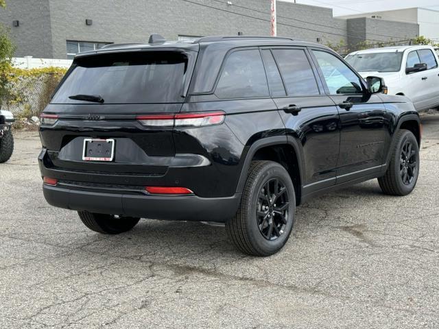 new 2025 Jeep Grand Cherokee car, priced at $45,384