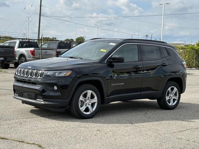 new 2023 Jeep Compass car, priced at $30,995