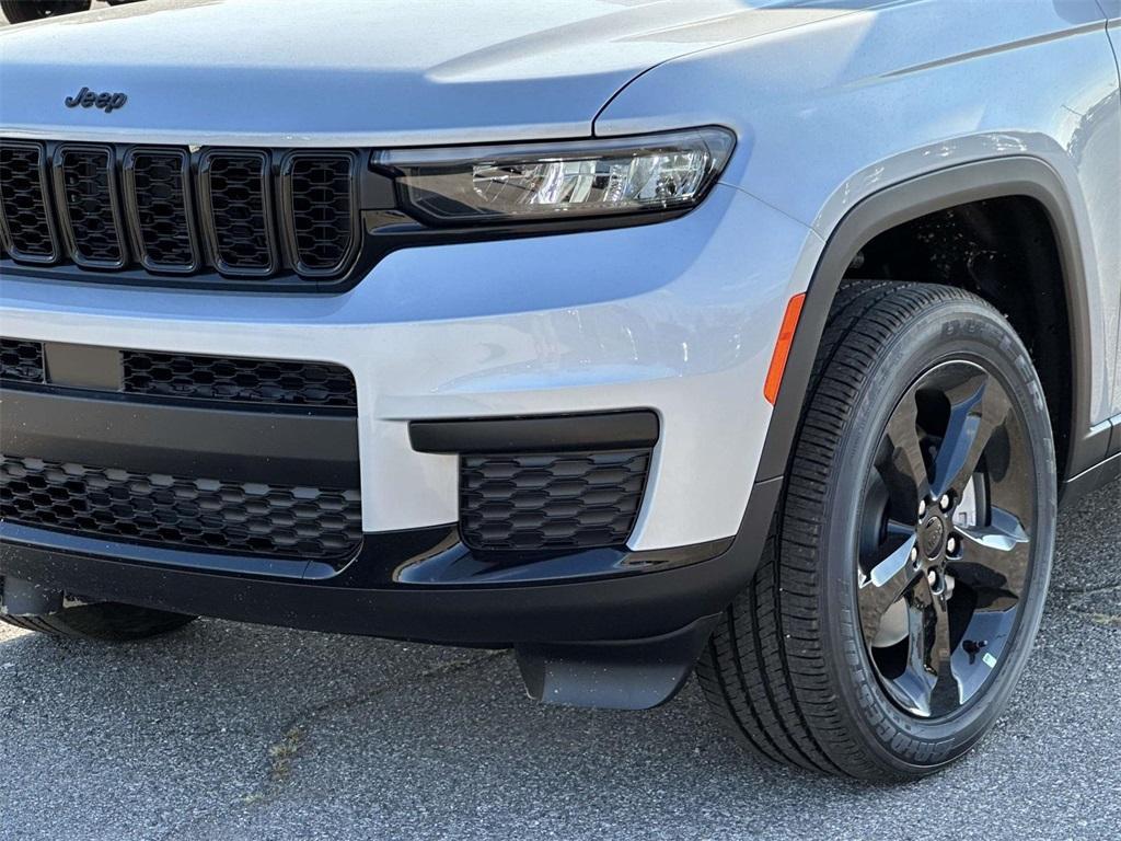 new 2025 Jeep Grand Cherokee L car, priced at $49,148