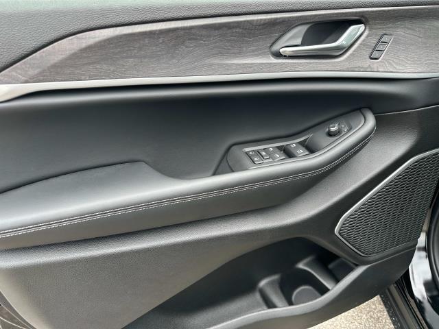 new 2025 Jeep Grand Cherokee car, priced at $52,966