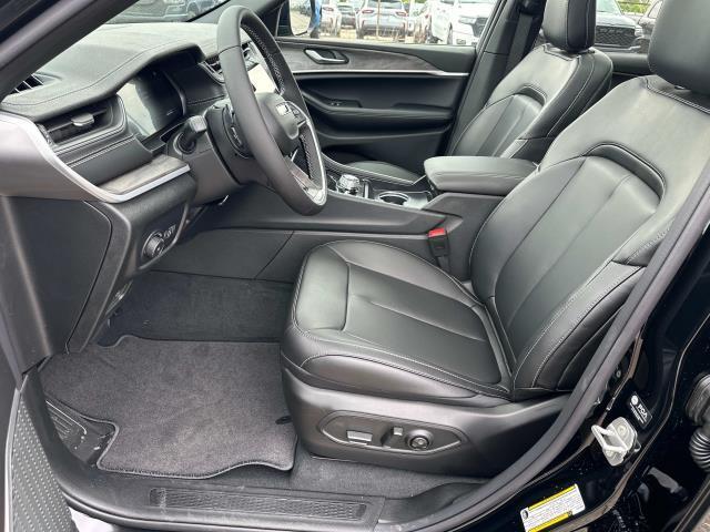 new 2025 Jeep Grand Cherokee car, priced at $52,966
