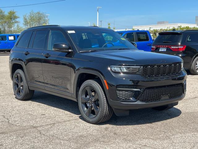 new 2024 Jeep Grand Cherokee car, priced at $47,394