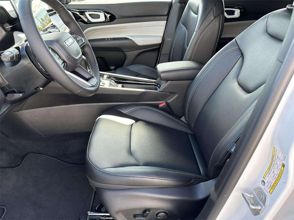 new 2026 Jeep Compass car, priced at $34,581