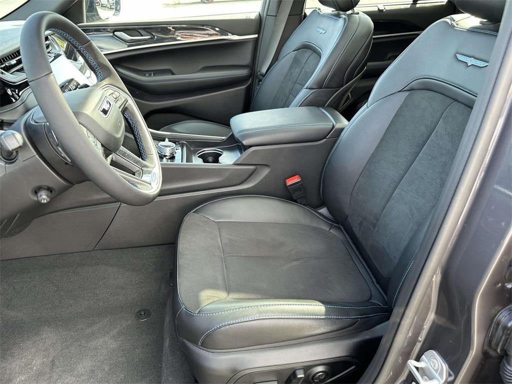 new 2025 Jeep Grand Cherokee 4xe car, priced at $74,409