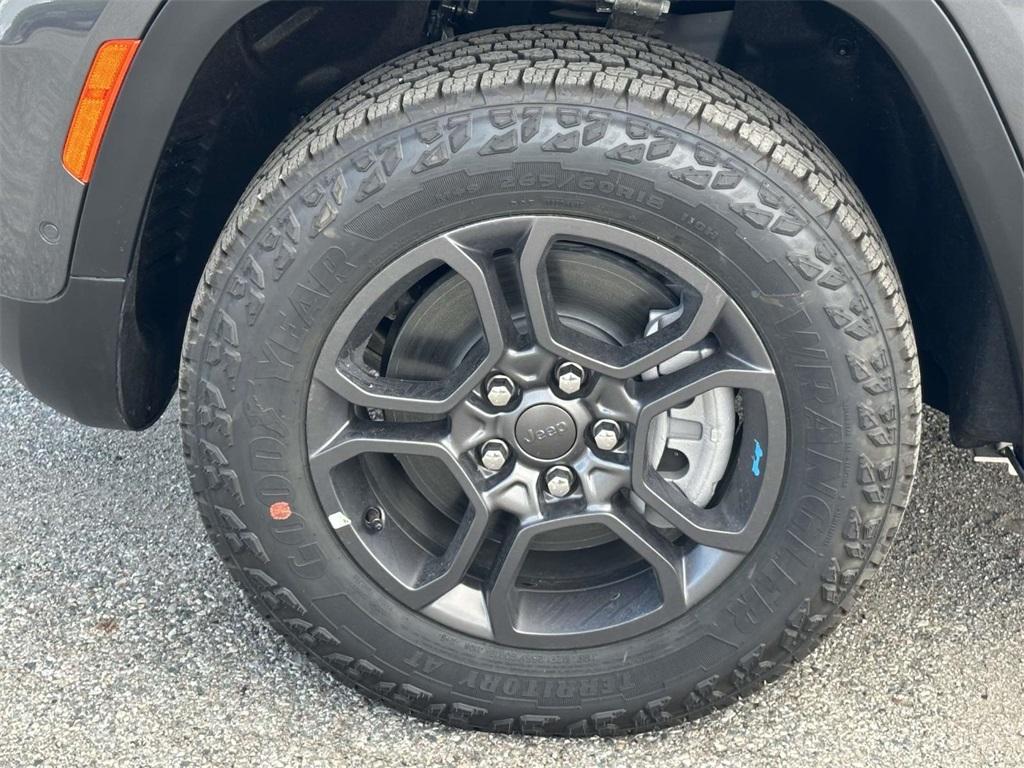 new 2025 Jeep Grand Cherokee 4xe car, priced at $74,409