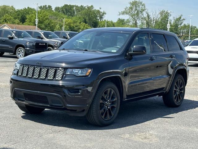used 2017 Jeep Grand Cherokee car, priced at $10,995