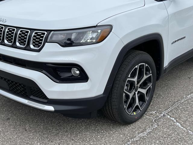 new 2025 Jeep Compass car, priced at $33,562