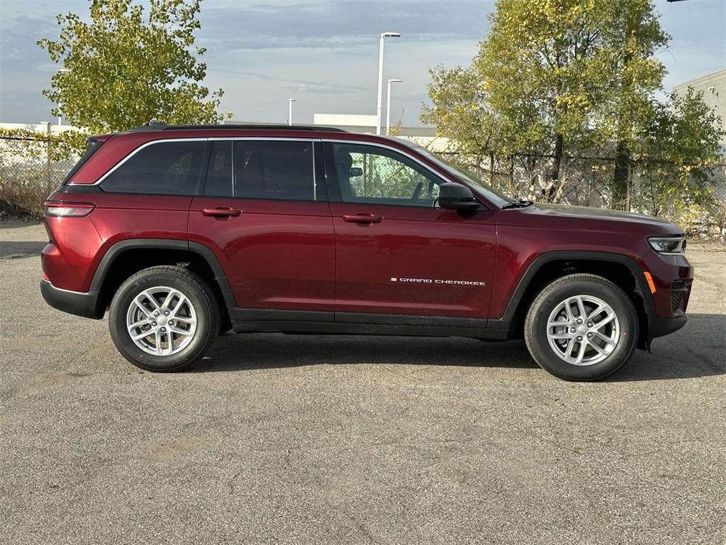 new 2025 Jeep Grand Cherokee car, priced at $43,406