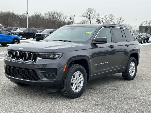 new 2025 Jeep Grand Cherokee car, priced at $42,406