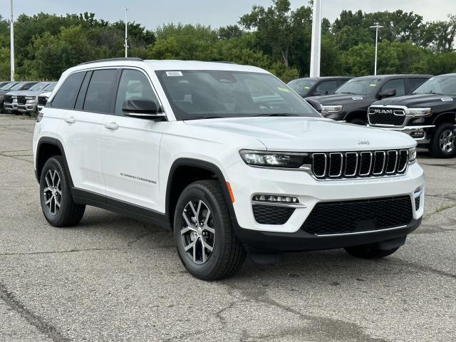 new 2025 Jeep Grand Cherokee car, priced at $46,206
