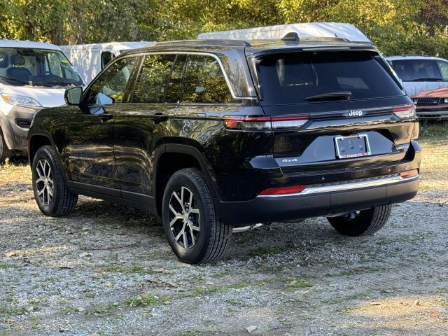 new 2025 Jeep Grand Cherokee car, priced at $46,543