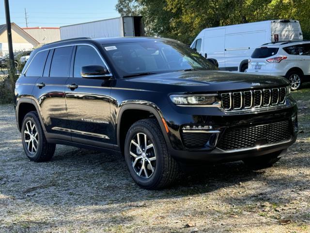 new 2025 Jeep Grand Cherokee car, priced at $46,543