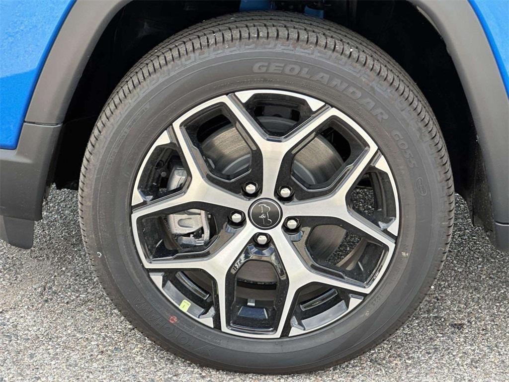 new 2026 Jeep Compass car, priced at $35,129