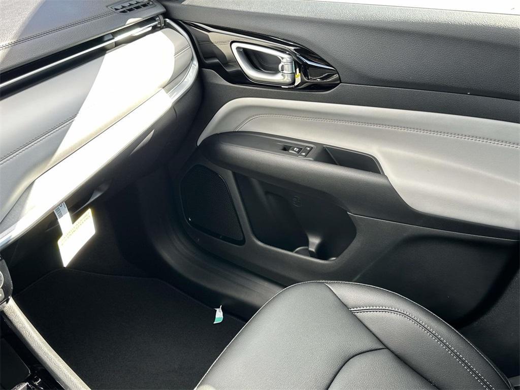 new 2026 Jeep Compass car, priced at $35,129
