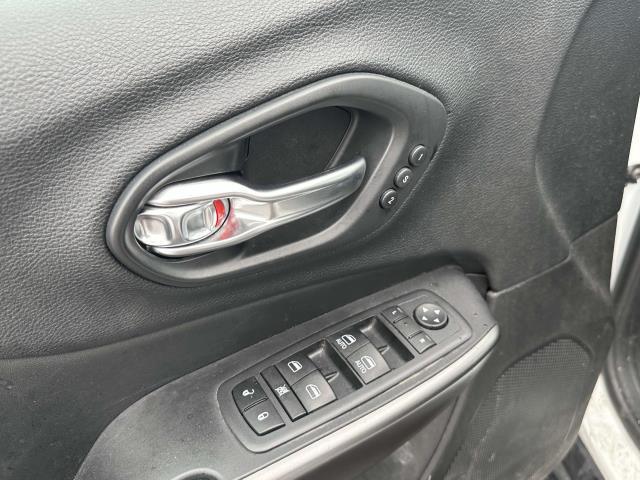 used 2020 Jeep Cherokee car, priced at $21,995