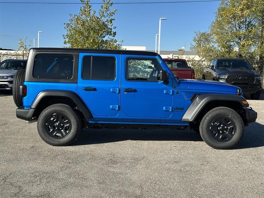 new 2026 Jeep Wrangler car, priced at $44,376