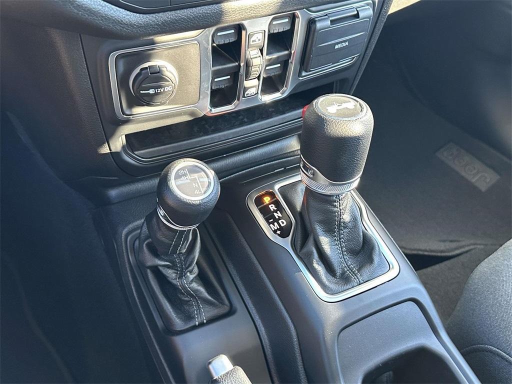 new 2026 Jeep Wrangler car, priced at $44,376