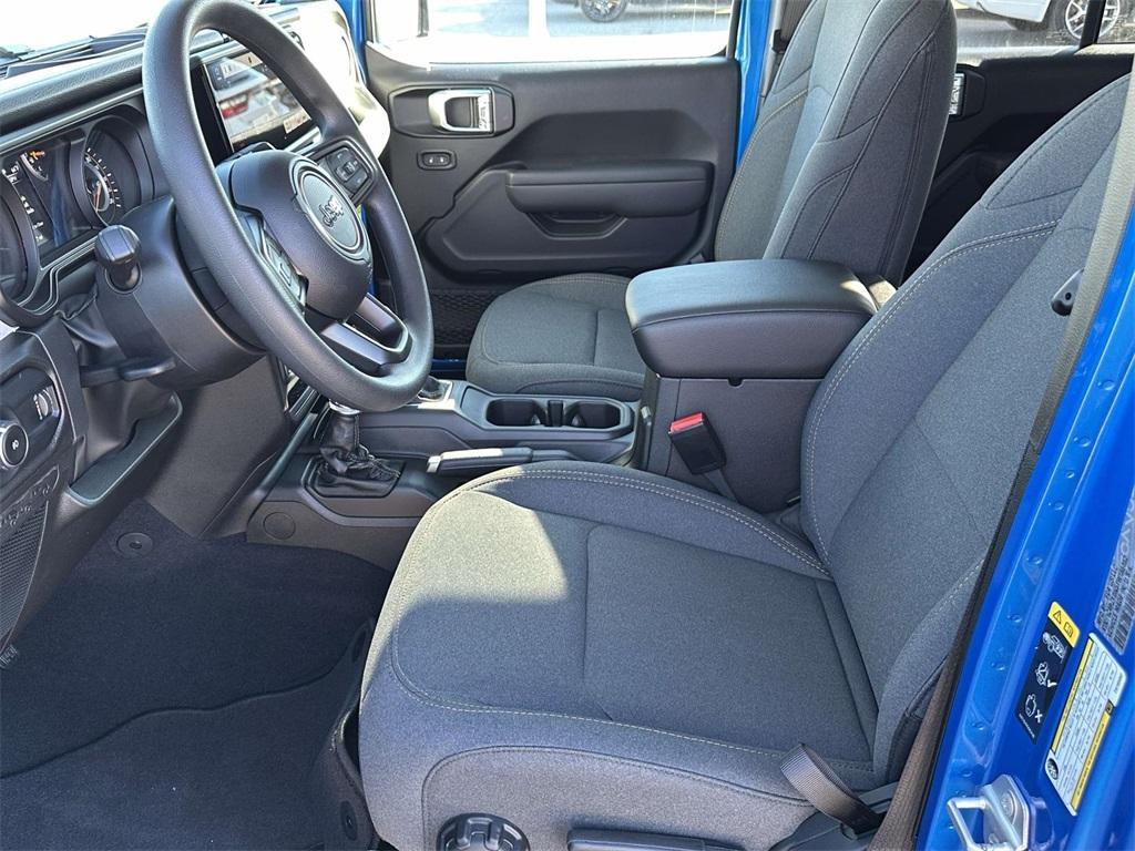 new 2026 Jeep Wrangler car, priced at $44,376