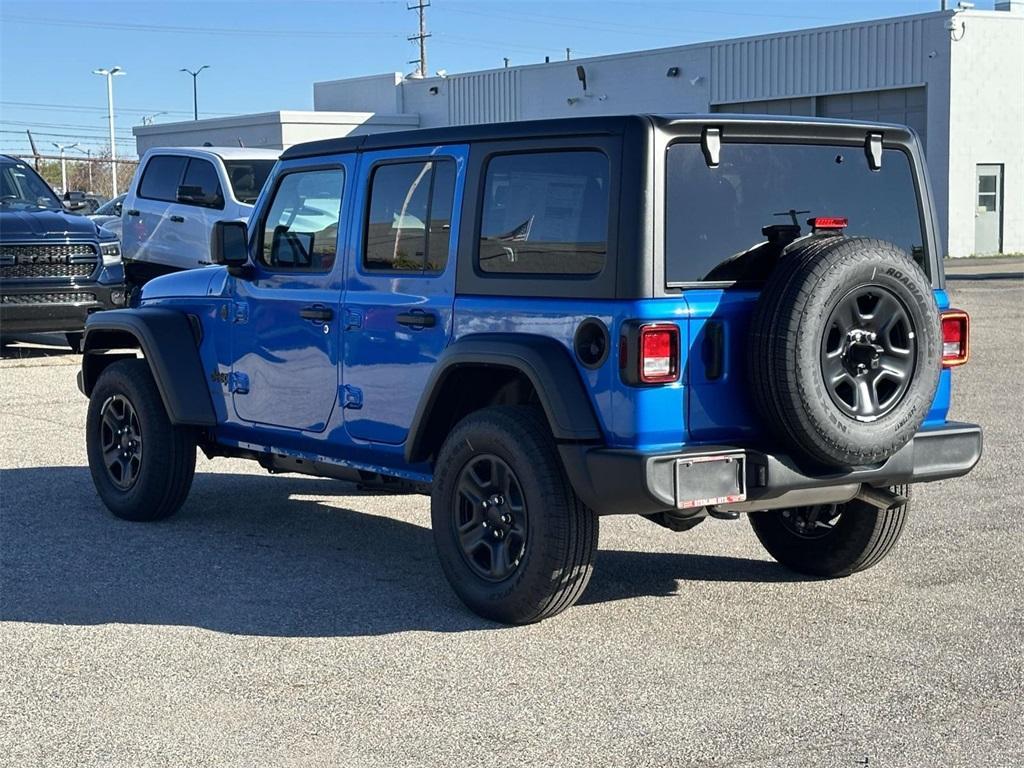 new 2026 Jeep Wrangler car, priced at $44,376