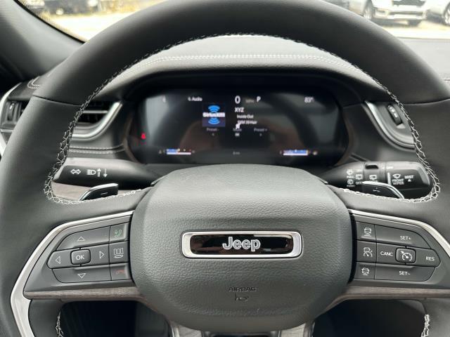 new 2025 Jeep Grand Cherokee car, priced at $52,520